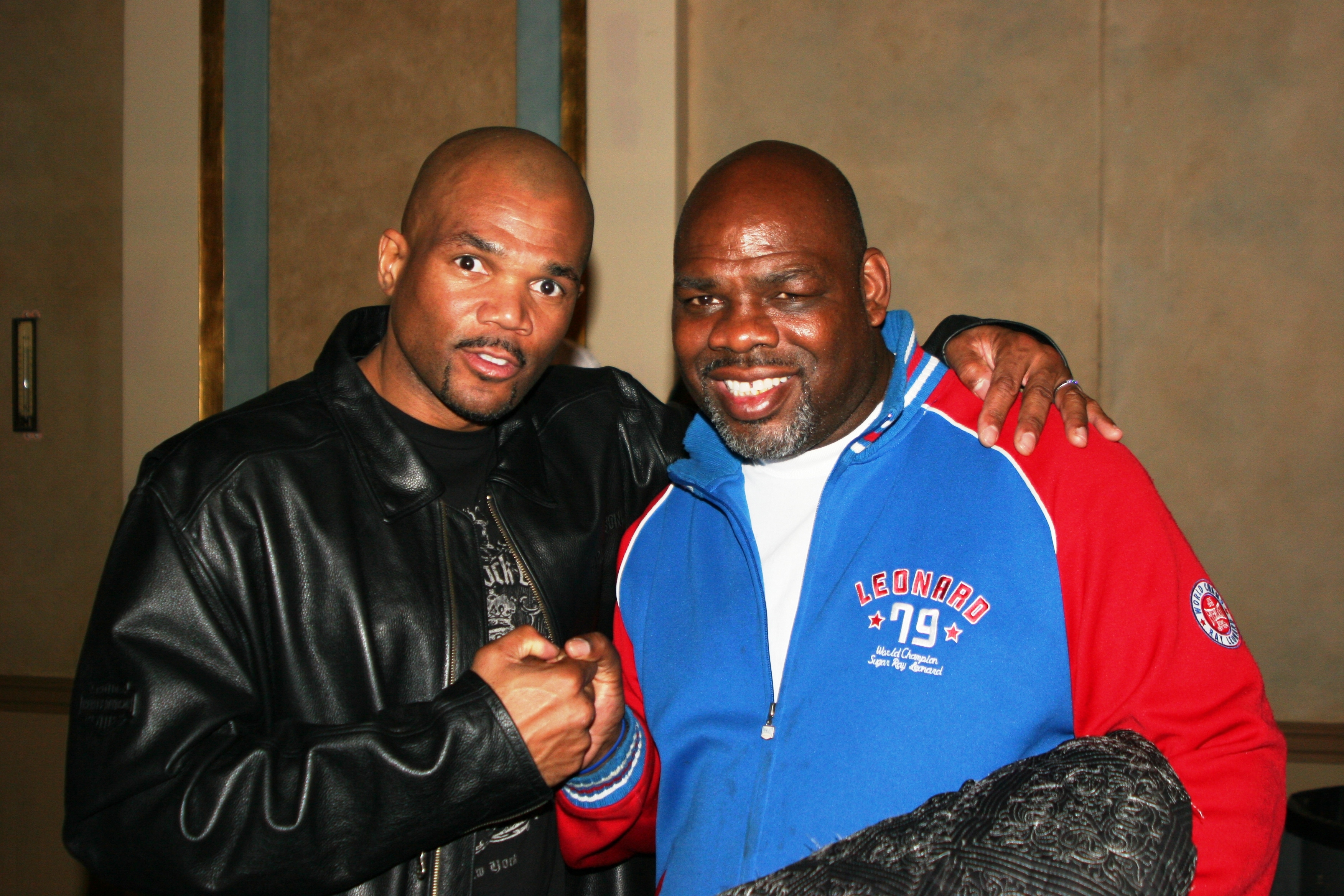 Run d mc (l) and Iran Barkley